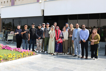 Chinese joyful encounters in Iran vs. negative media portrayals